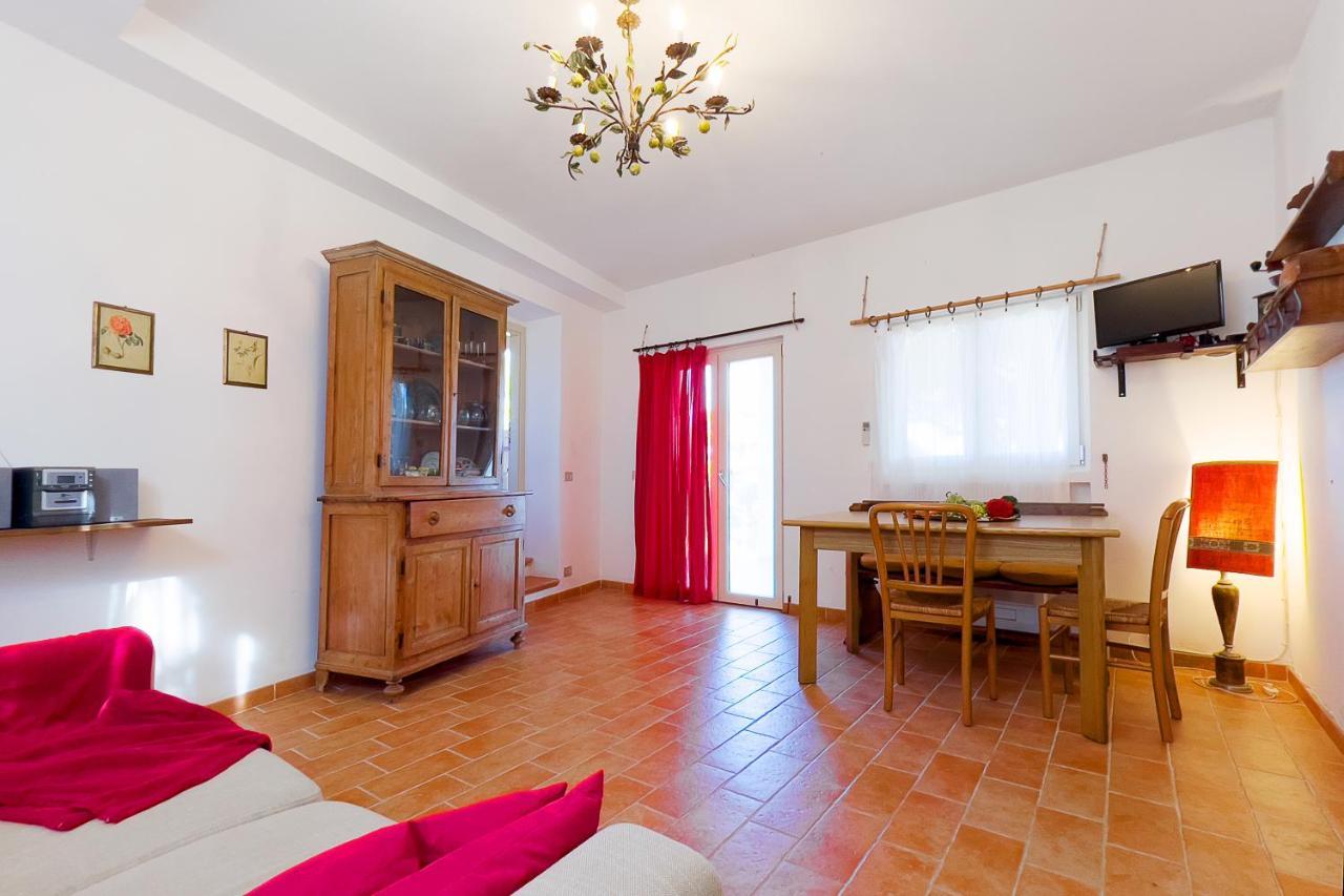Villa Caterina Quiete E Mare-Goelba SantʼAndrea Exterior foto